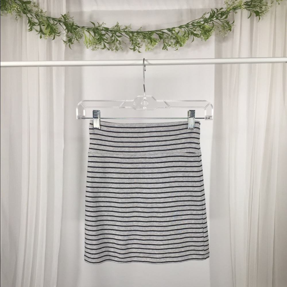 Gray and Black Striped Bodycon Skirt